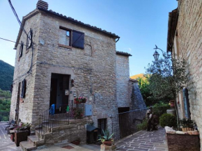 B&B Bivacco Frasassi climbing & trail running house